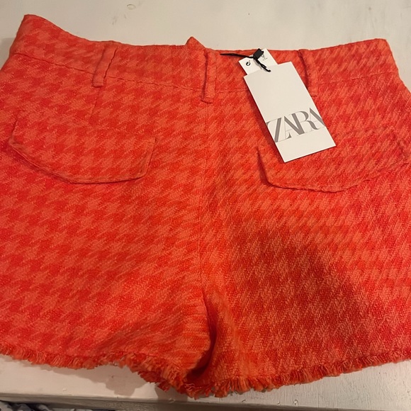Zara Orange Shorts - Picture 4 of 4